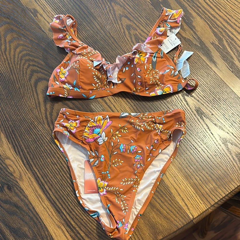 Cupshe Orange and Pink Bikini with Floral Accents